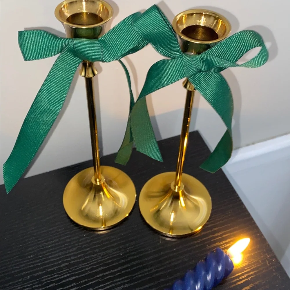 Lauren Christmas style Theme Blue Spiral Candles Gold Holders candlesticks set 2